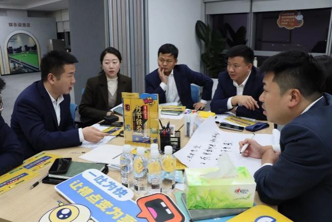 乙巳蛇年邦泰正式开启“人文主义完美体育网站”物业服务新时代(图4)