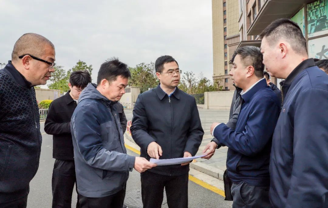 丰泽区政府主完美体育网站要领导调研污水治理提质增效和物业管理提升工作(图1)