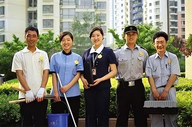 完美体育人民日报怒批物业管理乱象整顿刻不容缓把“权”交给老百姓！(图16)