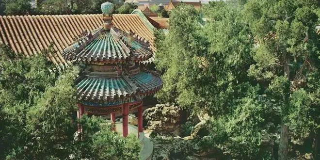 深圳院子物业公司福州泰禾完美体育网站物业管理。管理费：1398元平(图24)