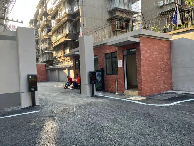 完美体育网站物业要全面取消？新规下业主有“3大权益”再不用交冤枉钱了(图2)