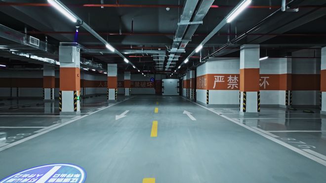 雷士照明停车场照明解决方案开创城市建筑智慧节能新范本完美体育网站(图1)