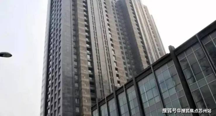 白金湾府邸售楼处电话白金湾府邸府售楼中心完美体育网站邸府首页网站楼盘百科百科处电话中心首页楼盘24小时热线(图14)