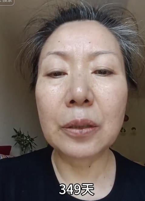 完美体育网站女孩被害现场惨烈母亲见遗体头上插着刀凶手家属抱怨引众怒(图2)